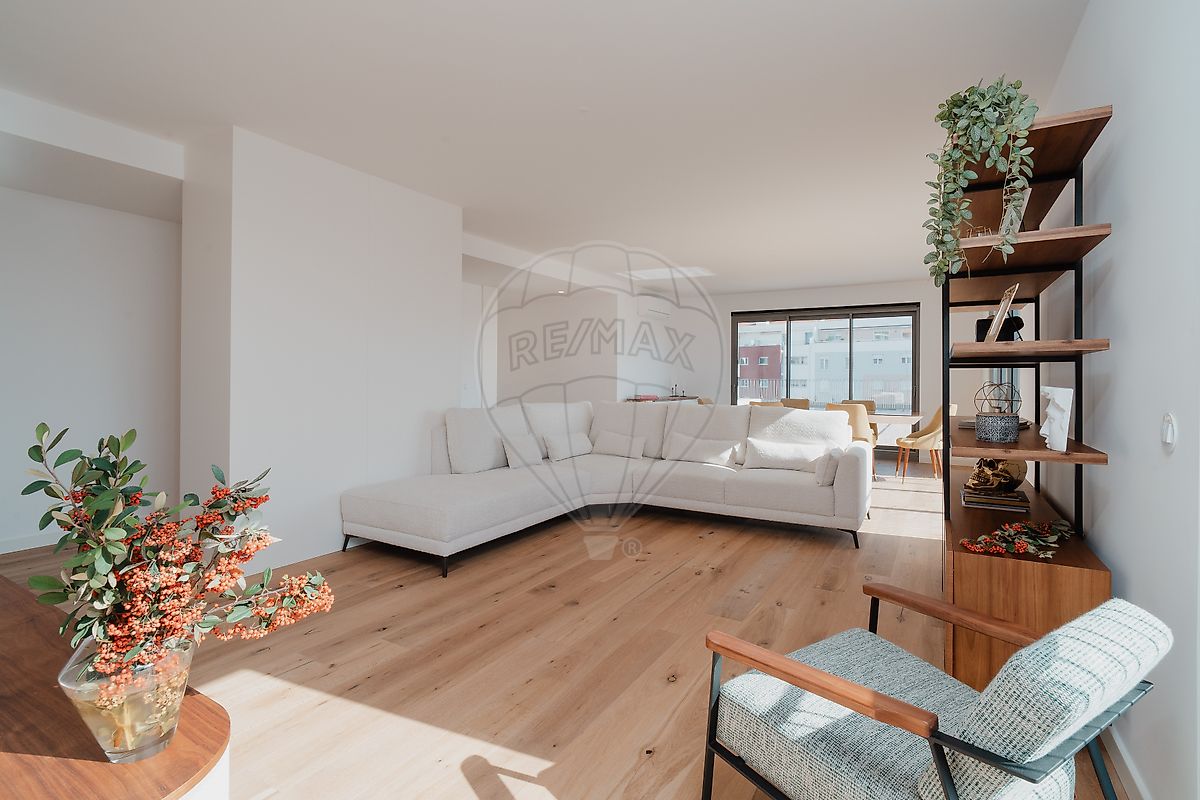 Apartamento T3 à venda em Oeiras