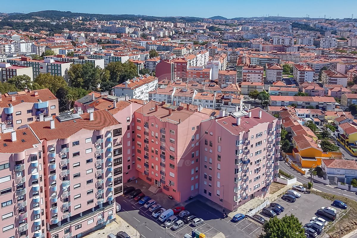 Apartamento T2 à venda em Sintra