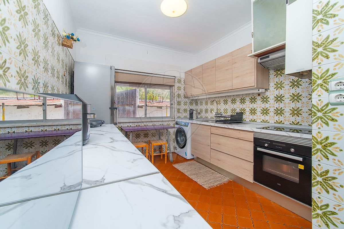 Apartamento T2 à venda em Mina de Água, Amadora — foto 11