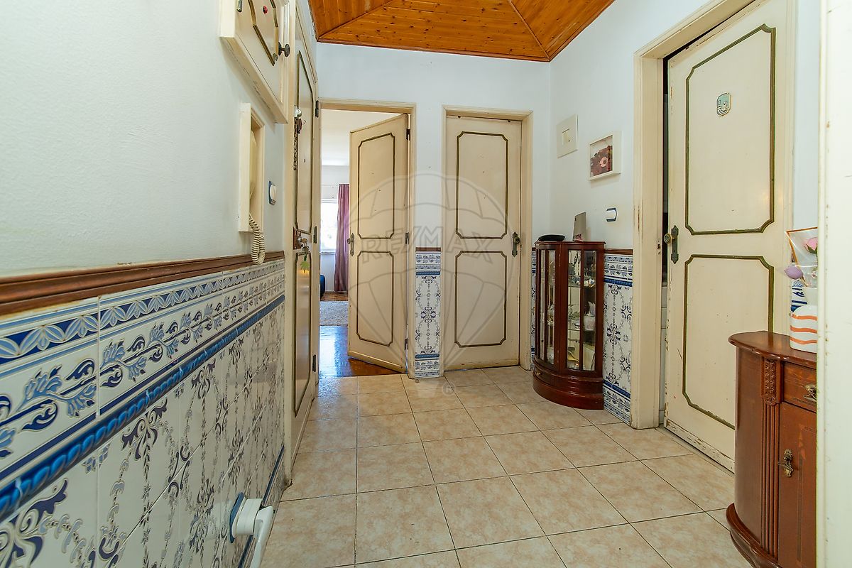 Apartamento T2 à venda em Mina de Água, Amadora — foto 7