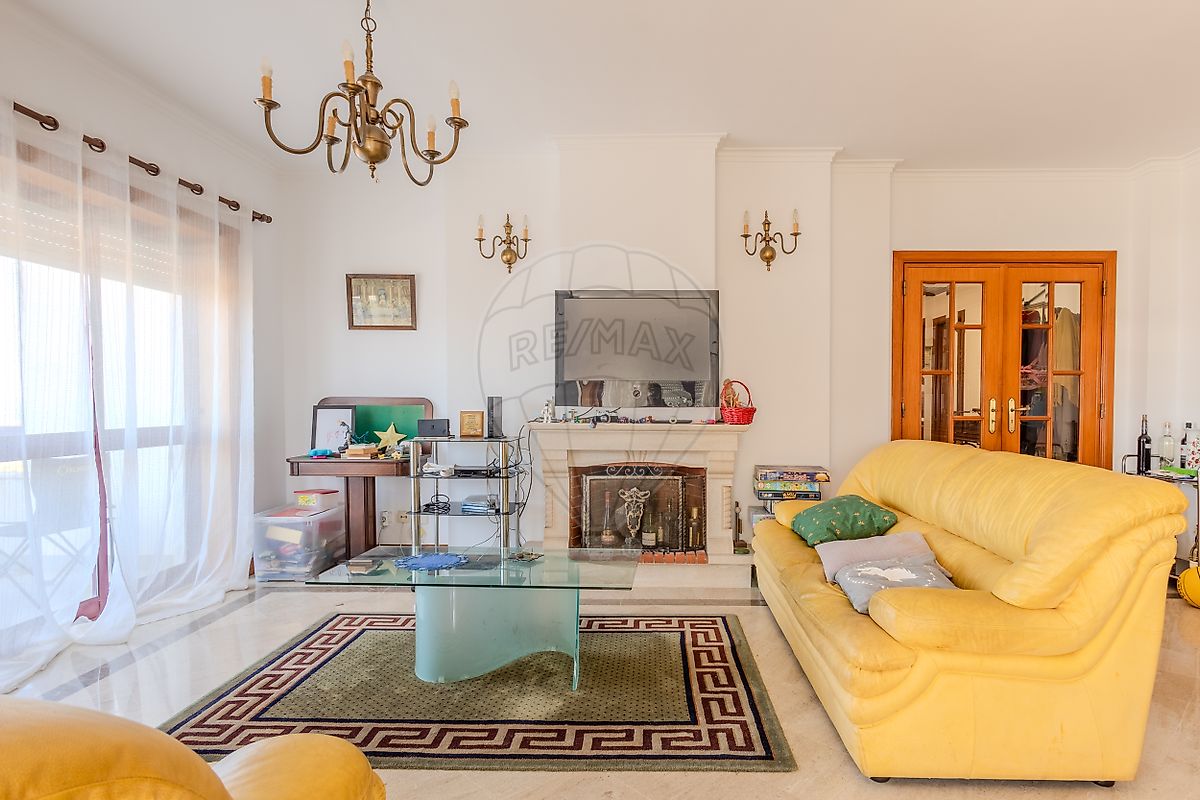 Apartamento T4 à venda em Santarém (Marvila), Santa Iria da Ribeira de Santarém, Santarém (São Salvador) e Santarém (São Nicolau), Santarém — foto 2