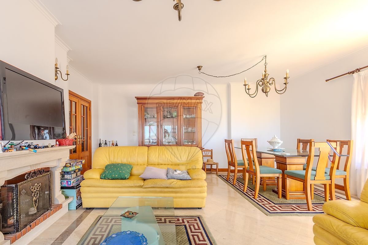Apartamento T4 à venda em Santarém (Marvila), Santa Iria da Ribeira de Santarém, Santarém (São Salvador) e Santarém (São Nicolau), Santarém — foto 4