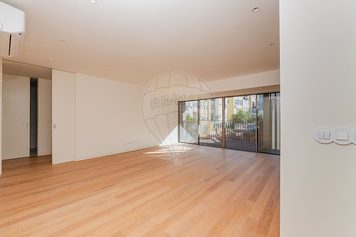 Apartamento T2 à venda em Santo António, Lisboa — foto 14