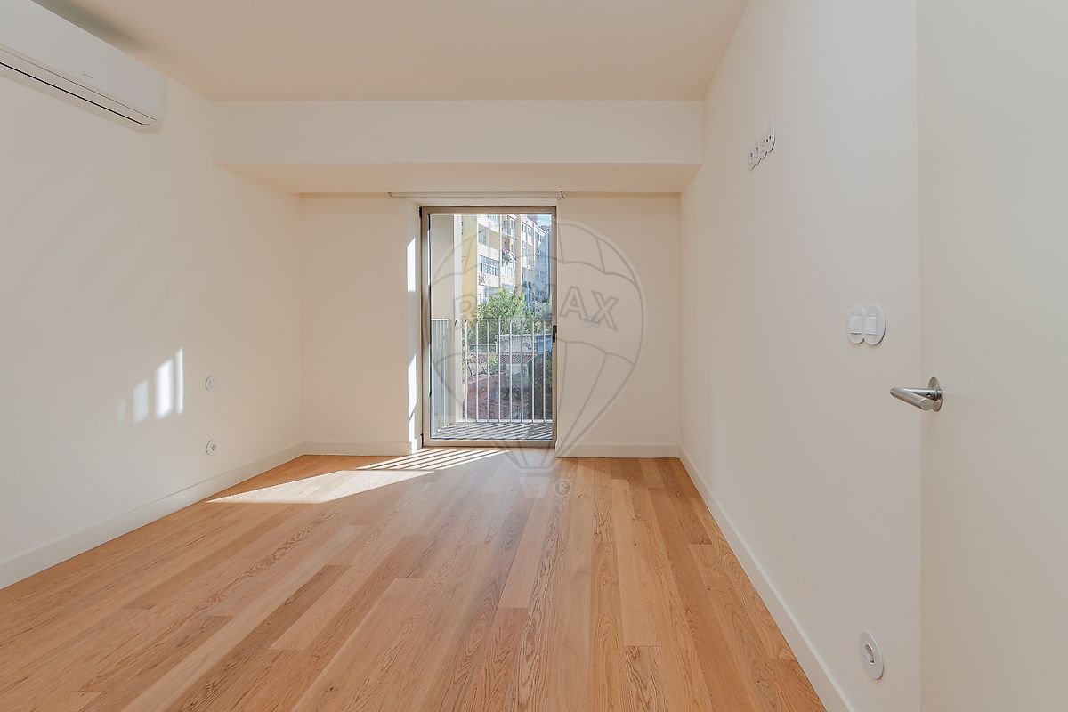 Apartamento T2 à venda em Santo António, Lisboa — foto 17