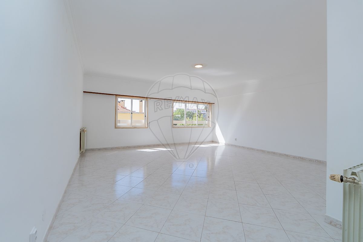 Apartamento T4 à venda em Santa Iria de Azoia, São João da Talha e Bobadela, Loures — foto 7