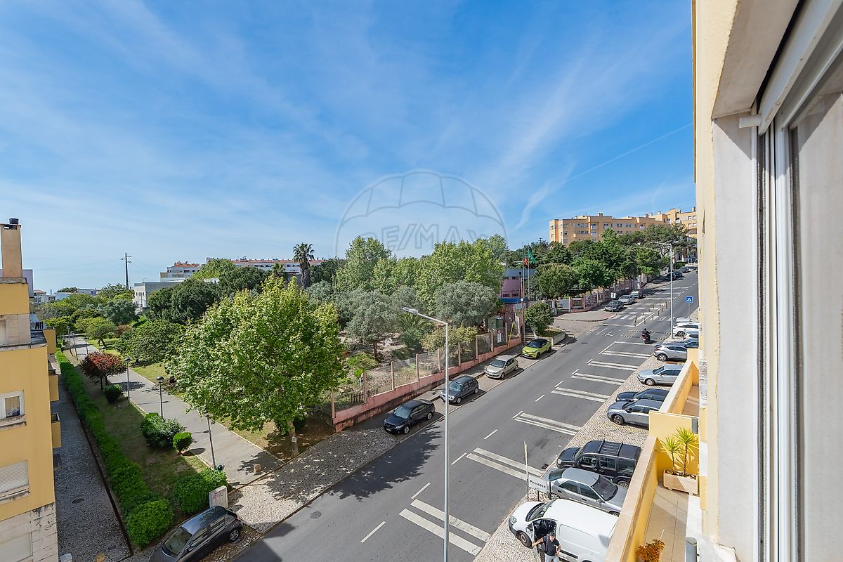 Apartamento T4 à venda em Santa Iria de Azoia, São João da Talha e Bobadela, Loures — foto 13