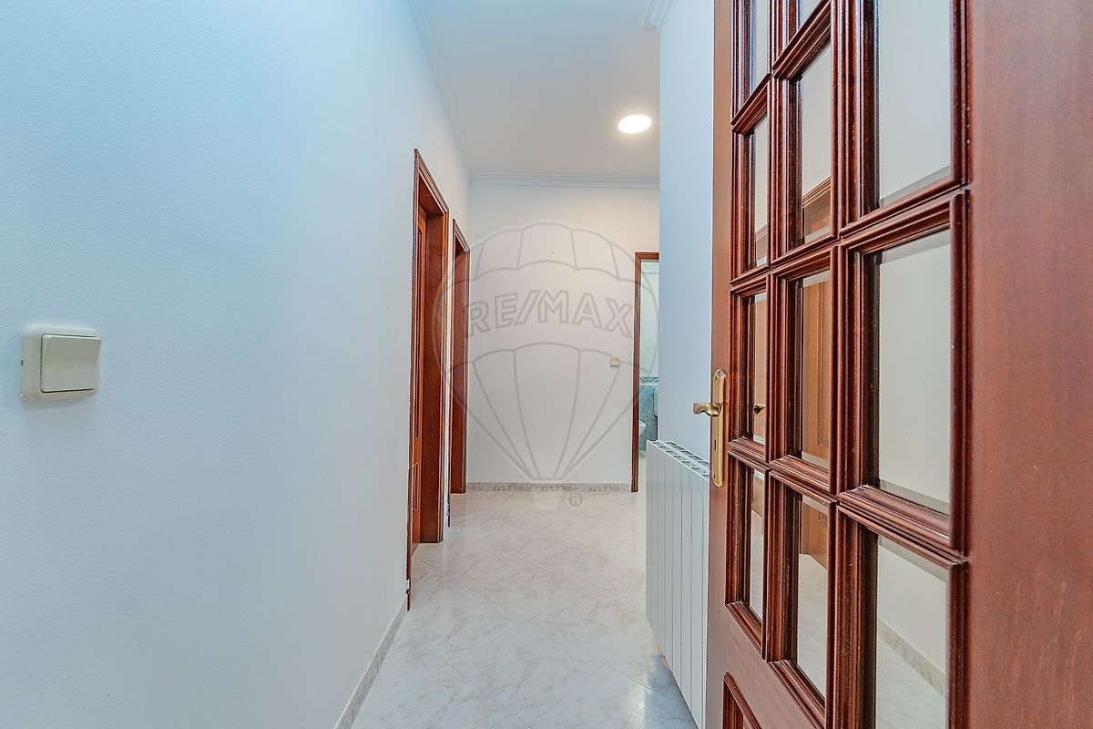 Apartamento T4 à venda em Santa Iria de Azoia, São João da Talha e Bobadela, Loures — foto 26