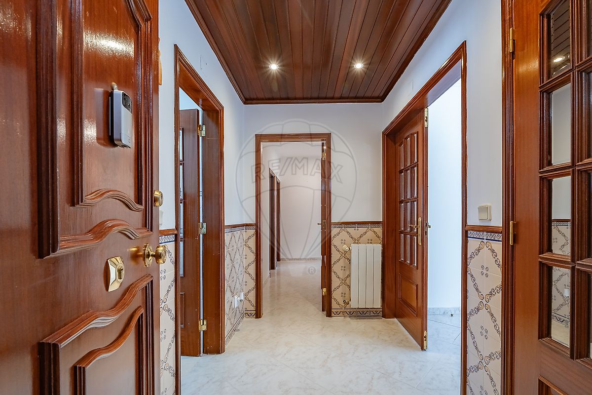 Apartamento T4 à venda em Santa Iria de Azoia, São João da Talha e Bobadela, Loures — foto 28