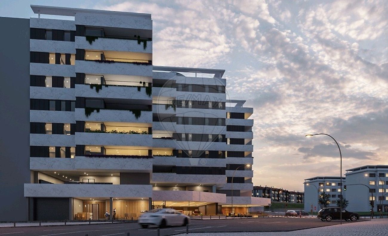 Terreno  à venda em Amadora