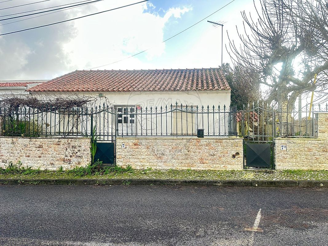 Moradia T2 à venda em Sintra