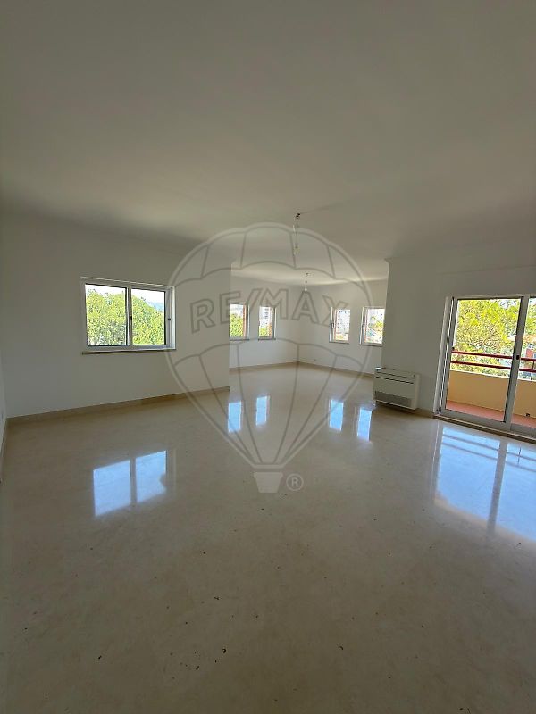 Apartamento T4 em Cascais e Estoril 4