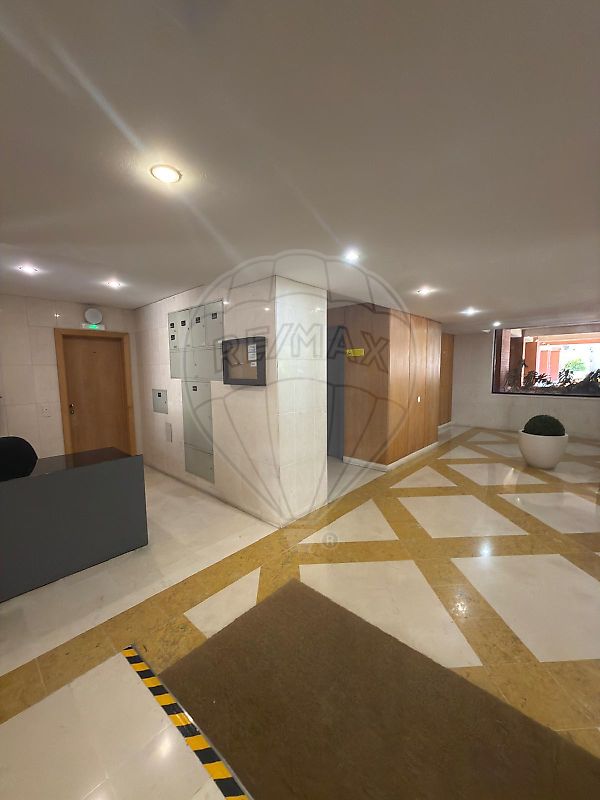 Apartamento T4 em Cascais e Estoril 26