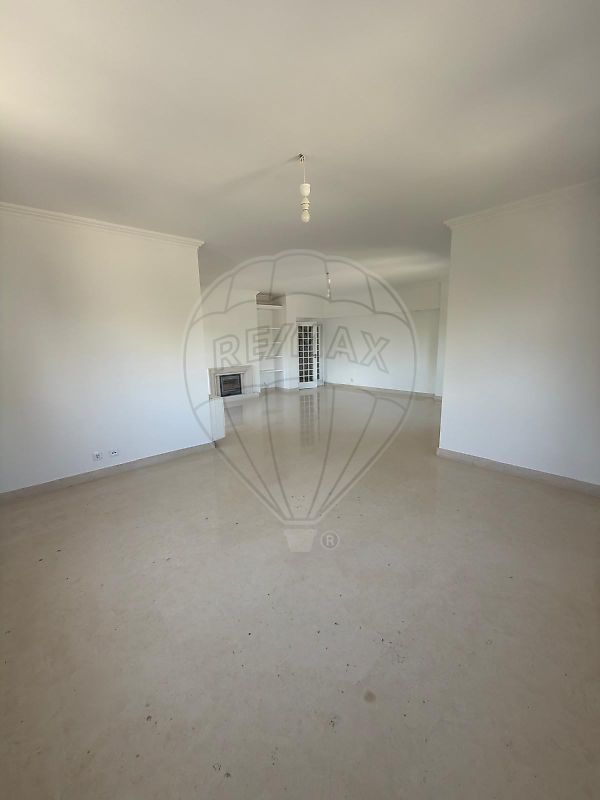 Apartamento T4 em Cascais e Estoril 6