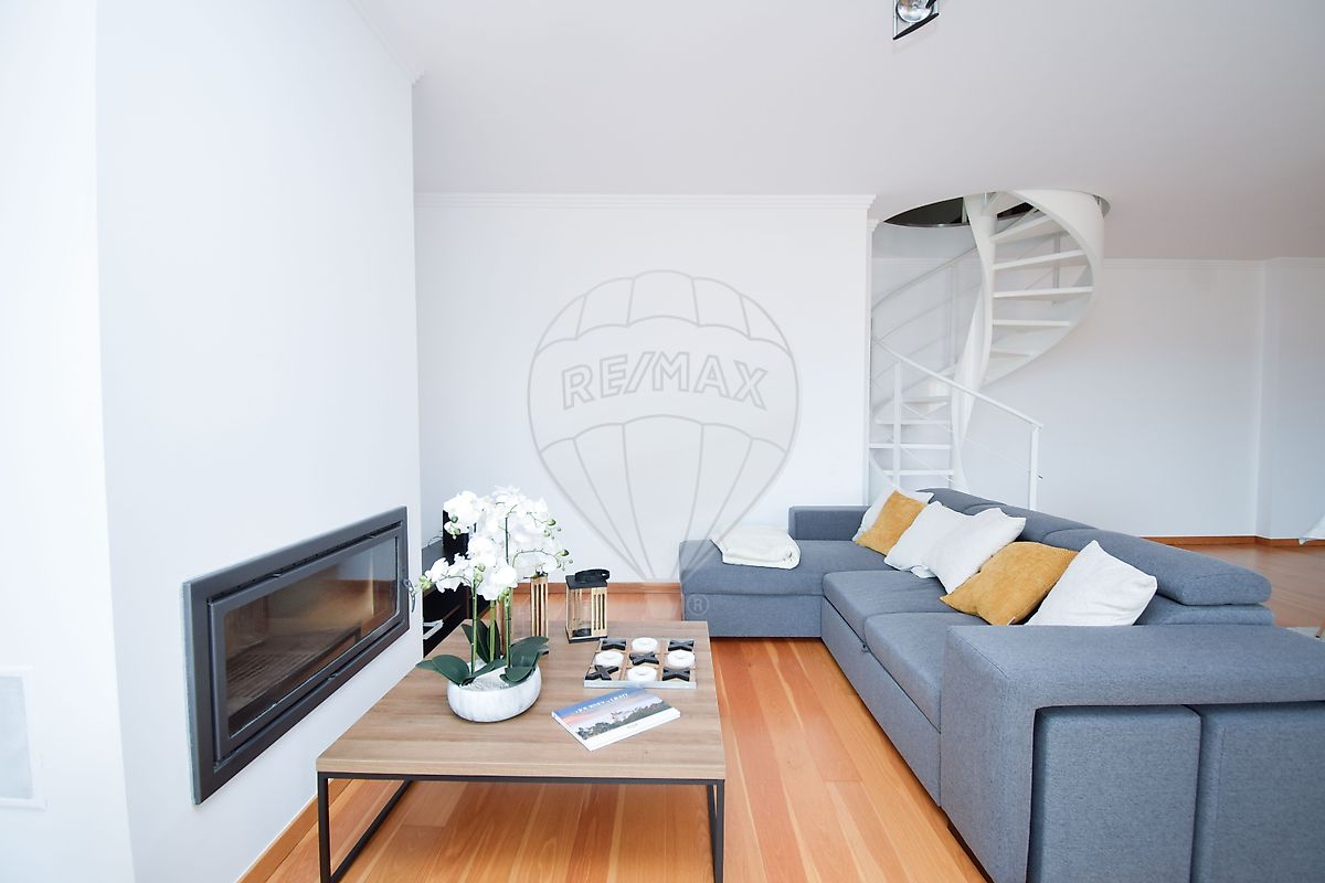 Apartamento T3 em Sintra (Santa Maria e São Miguel, São Martinho e São Pedro de Penaferrim) 27