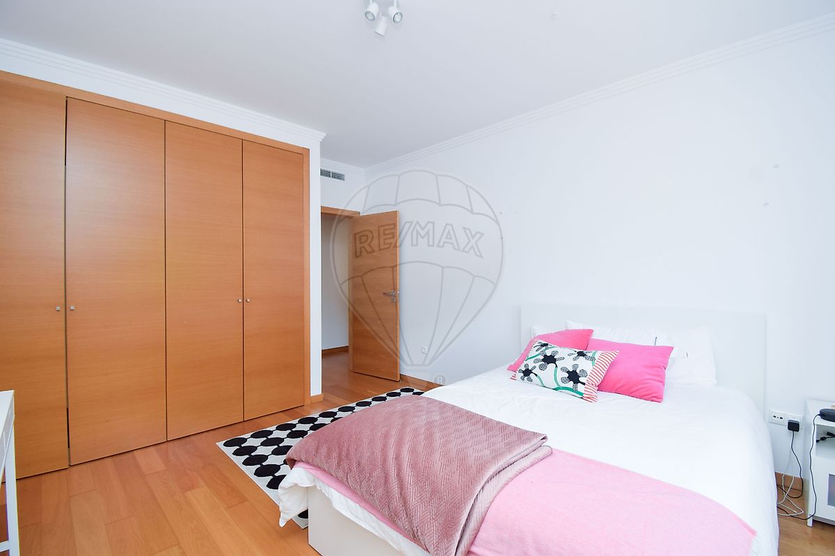 Apartamento T3 em Sintra (Santa Maria e São Miguel, São Martinho e São Pedro de Penaferrim) 17