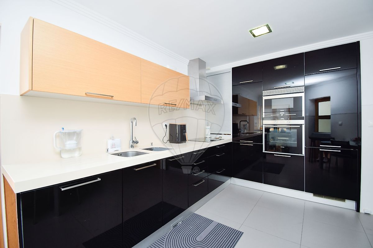 Apartamento T3 em Sintra (Santa Maria e São Miguel, São Martinho e São Pedro de Penaferrim) 31
