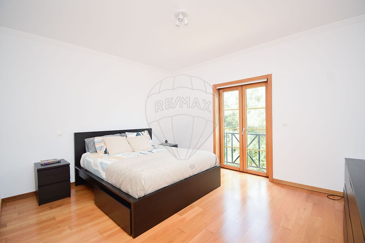 Apartamento T3 em Sintra (Santa Maria e São Miguel, São Martinho e São Pedro de Penaferrim) 10