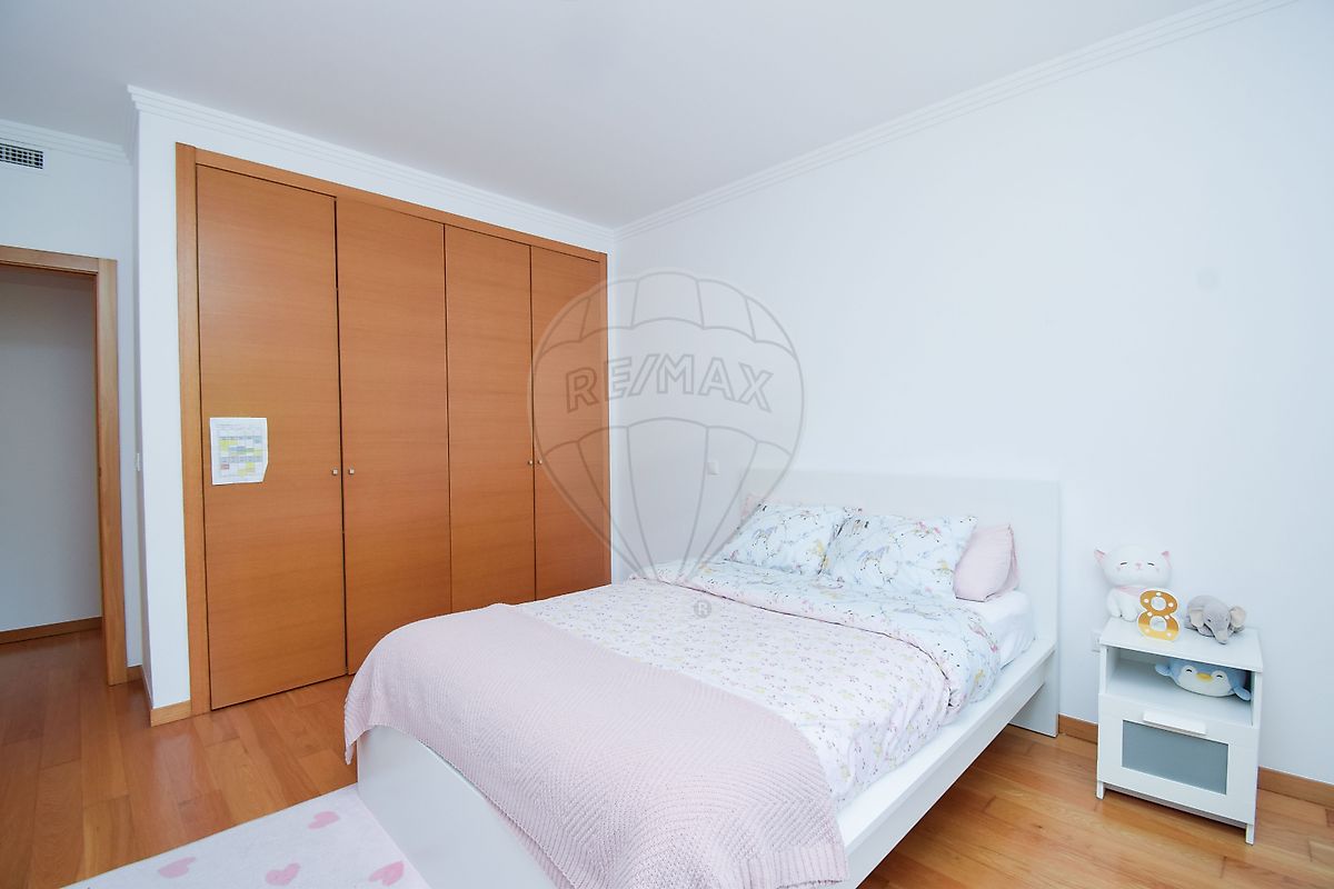 Apartamento T3 em Sintra (Santa Maria e São Miguel, São Martinho e São Pedro de Penaferrim) 14