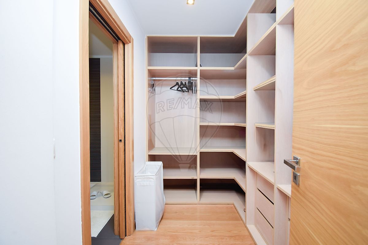 Apartamento T3 em Sintra (Santa Maria e São Miguel, São Martinho e São Pedro de Penaferrim) 12