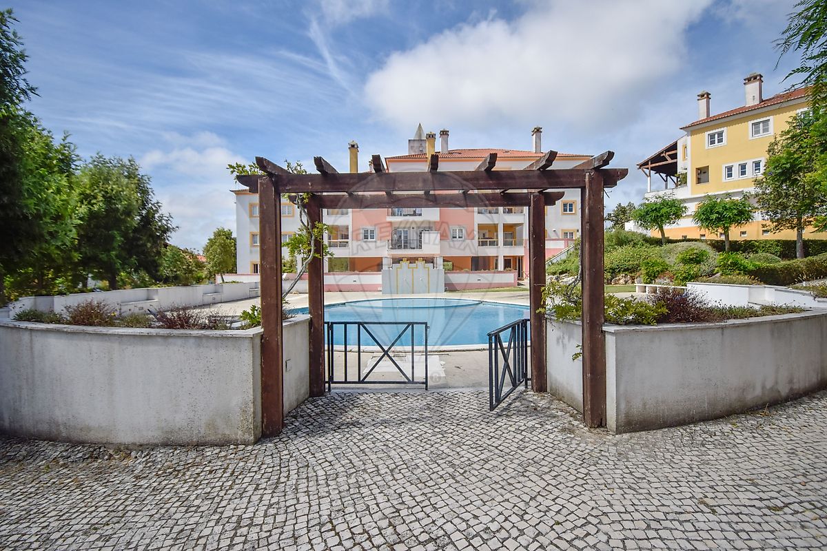 Apartamento T3 em Sintra (Santa Maria e São Miguel, São Martinho e São Pedro de Penaferrim) 8