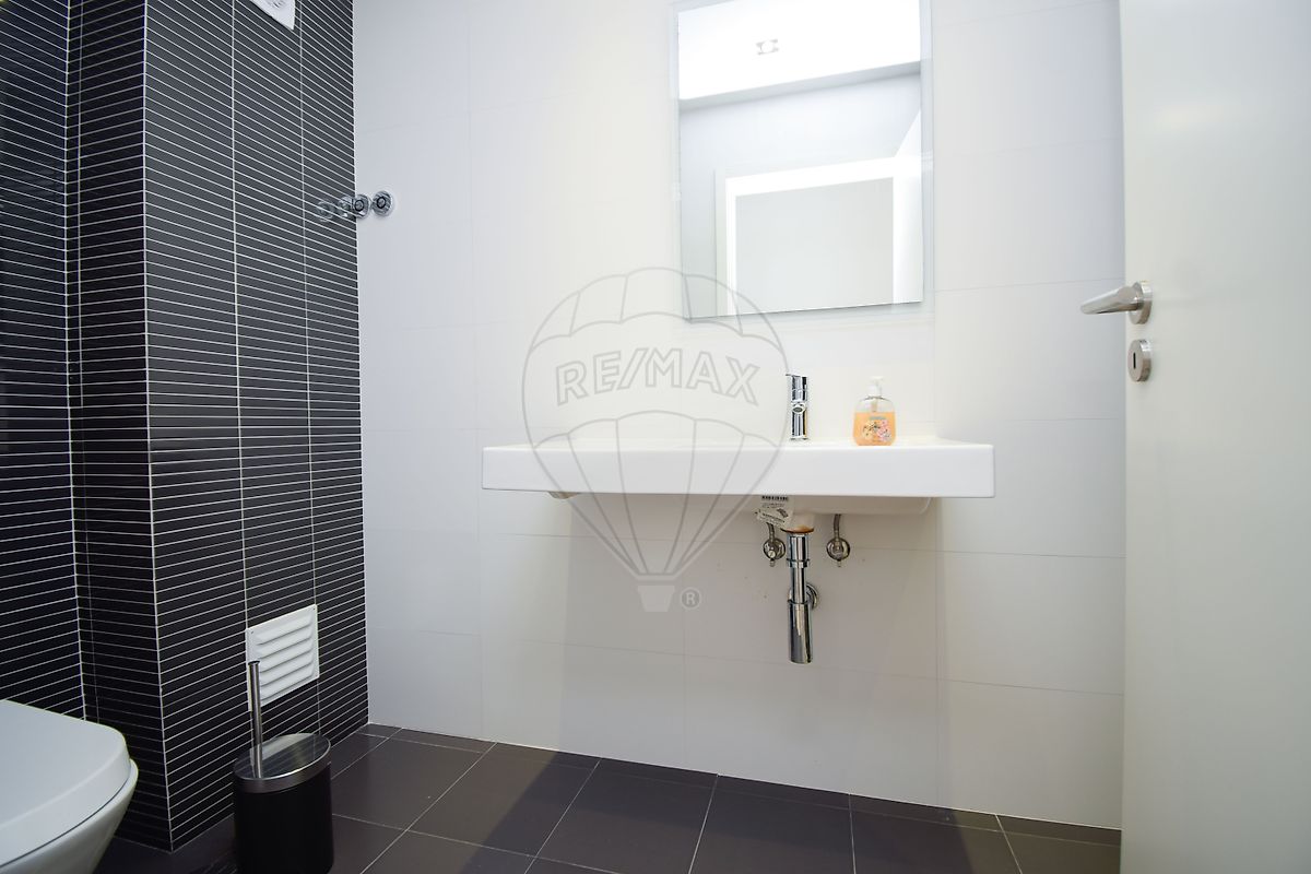 Apartamento T3 em Sintra (Santa Maria e São Miguel, São Martinho e São Pedro de Penaferrim) 42