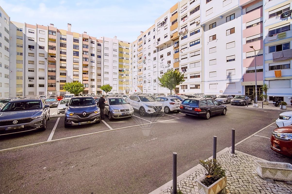 Apartamento T3 em Massamá e Monte Abraão, €395.000