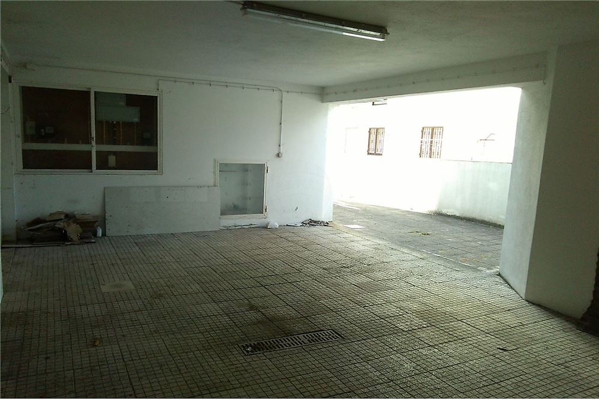 Garagem à venda em Algueirão