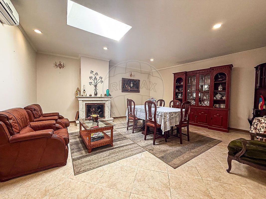 Moradia T4 à venda em Sintra