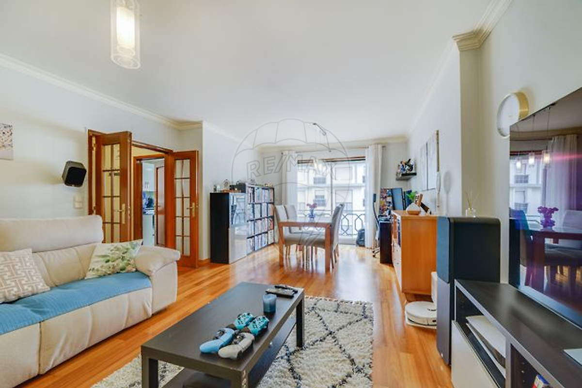 Apartamento T3 à venda em Sintra