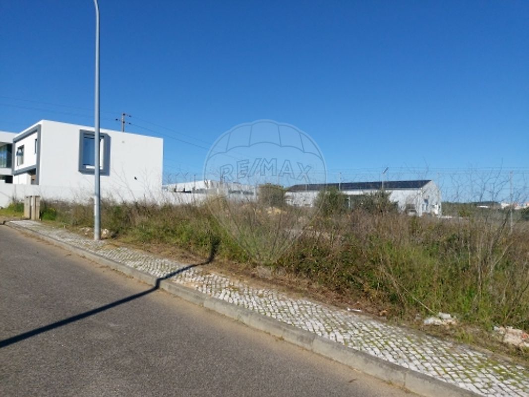 Terreno à venda em Sintra
