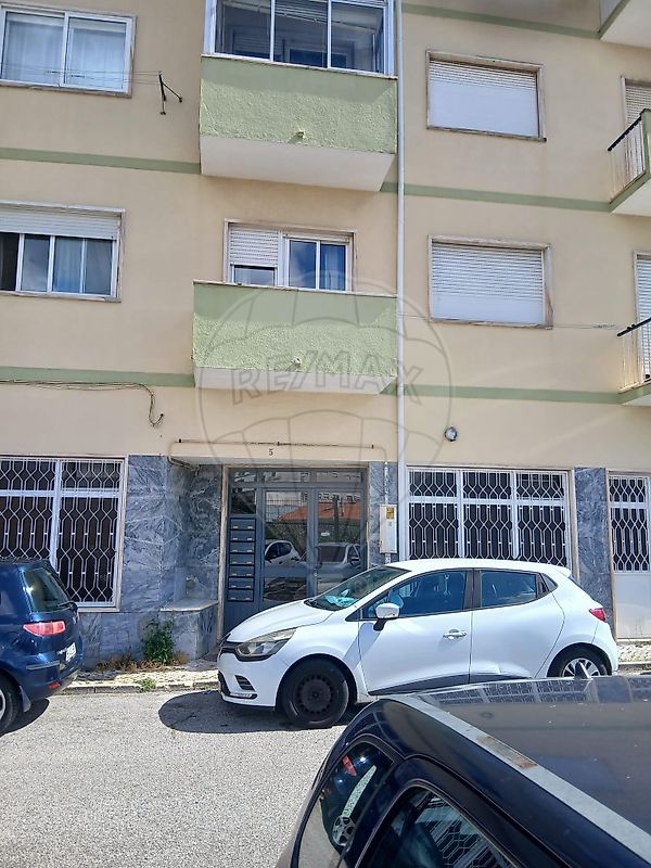 Apartamento T2 à venda em Sintra