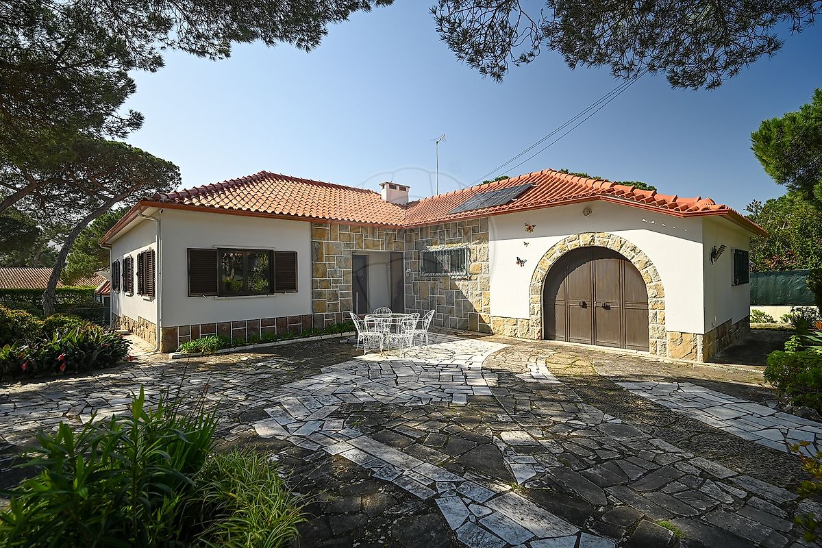 Apartamento T4 à venda em Sintra