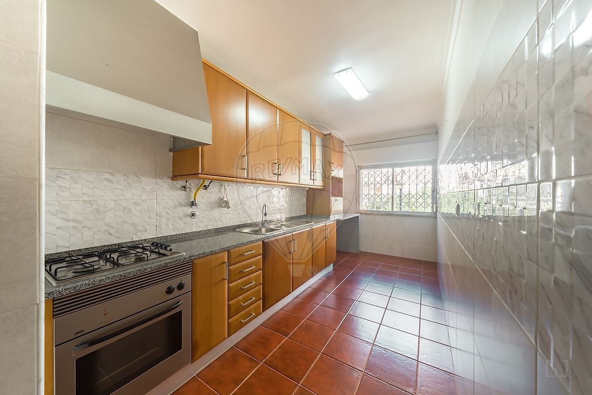 Apartamento T2 à venda em Sintra