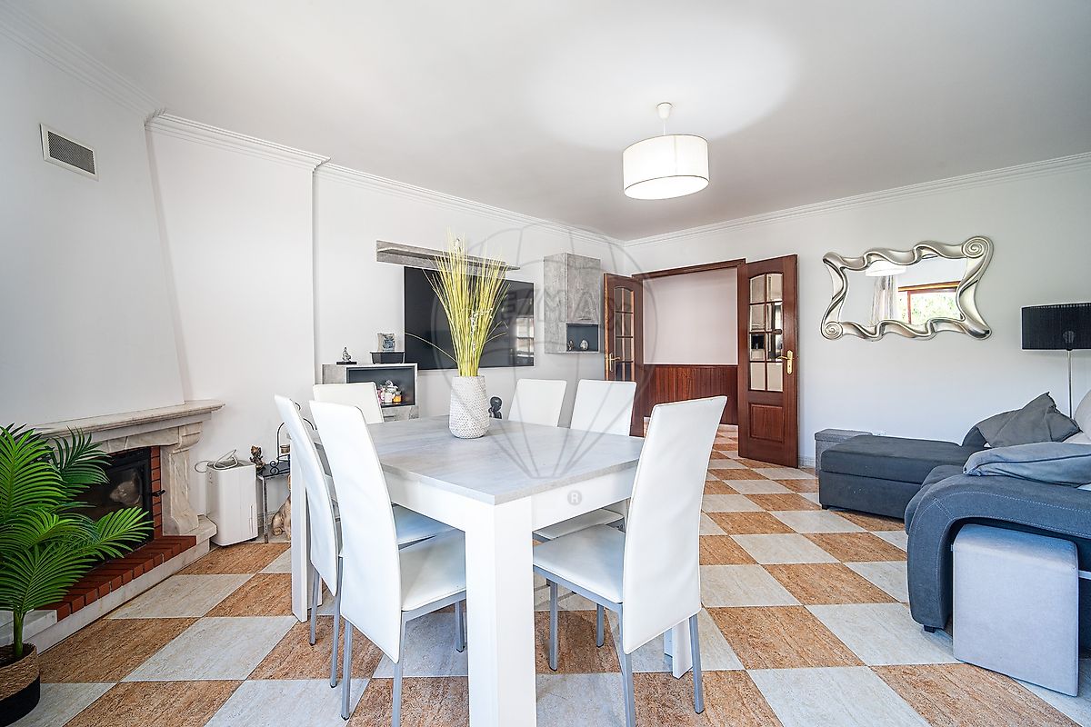 Apartamento T2 - Algueirão-Mem Martins, Sintra, Lisboa