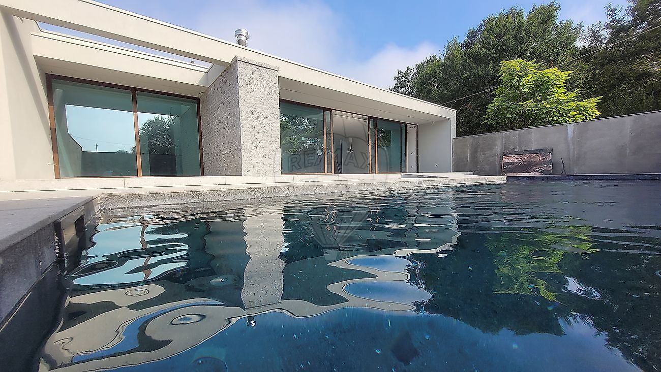 listing 123331056-950 picture-0