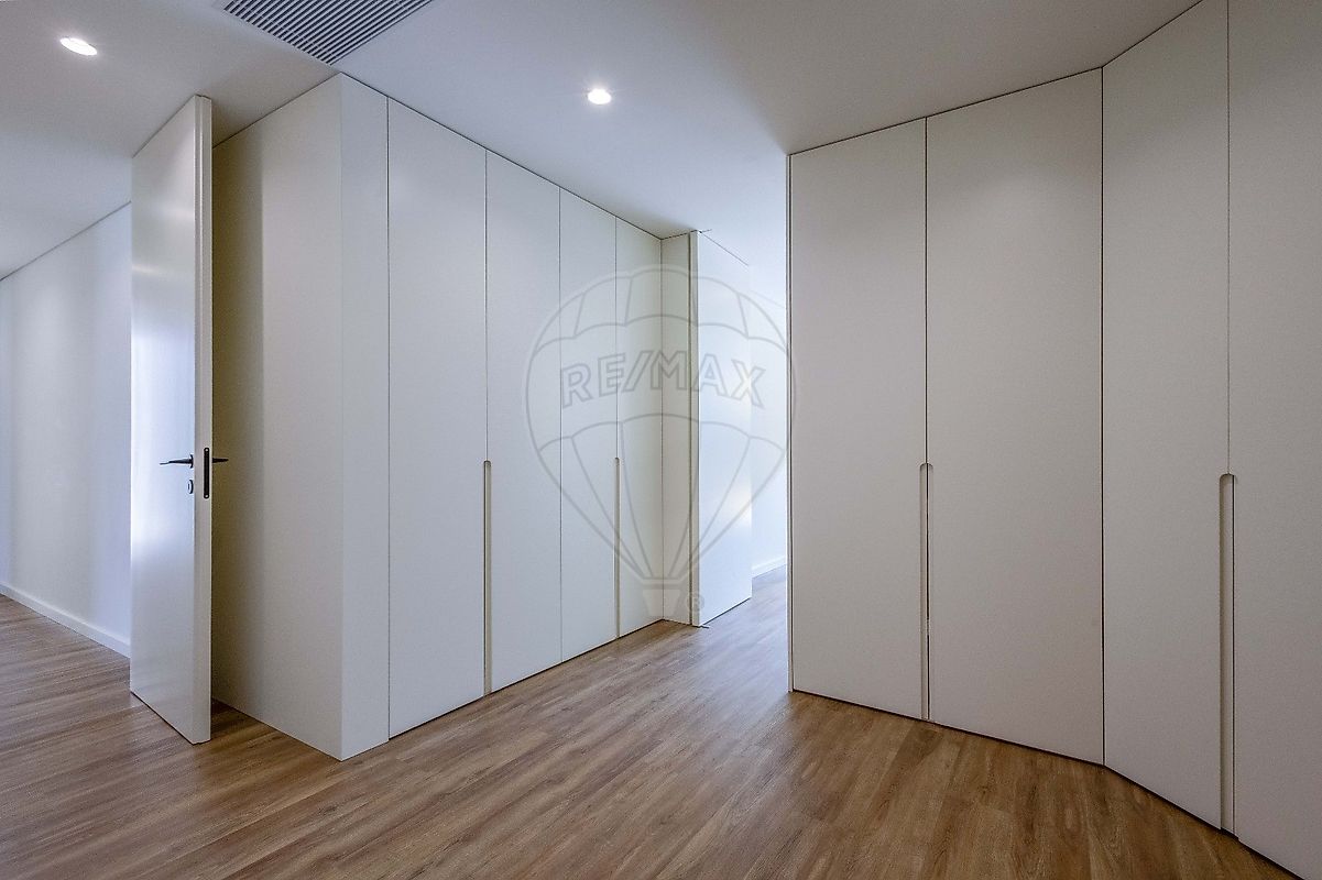 listing 123331056-957 picture-0