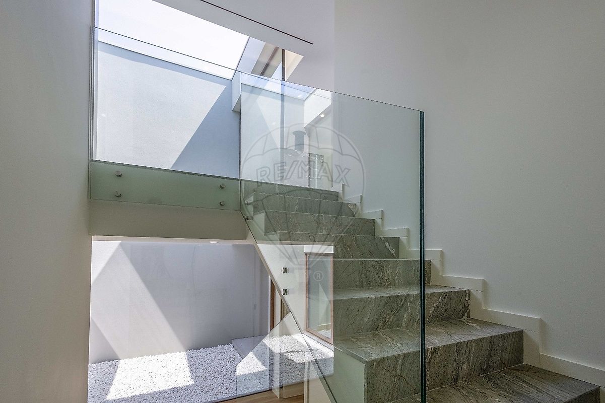 listing 123331056-957 picture-0