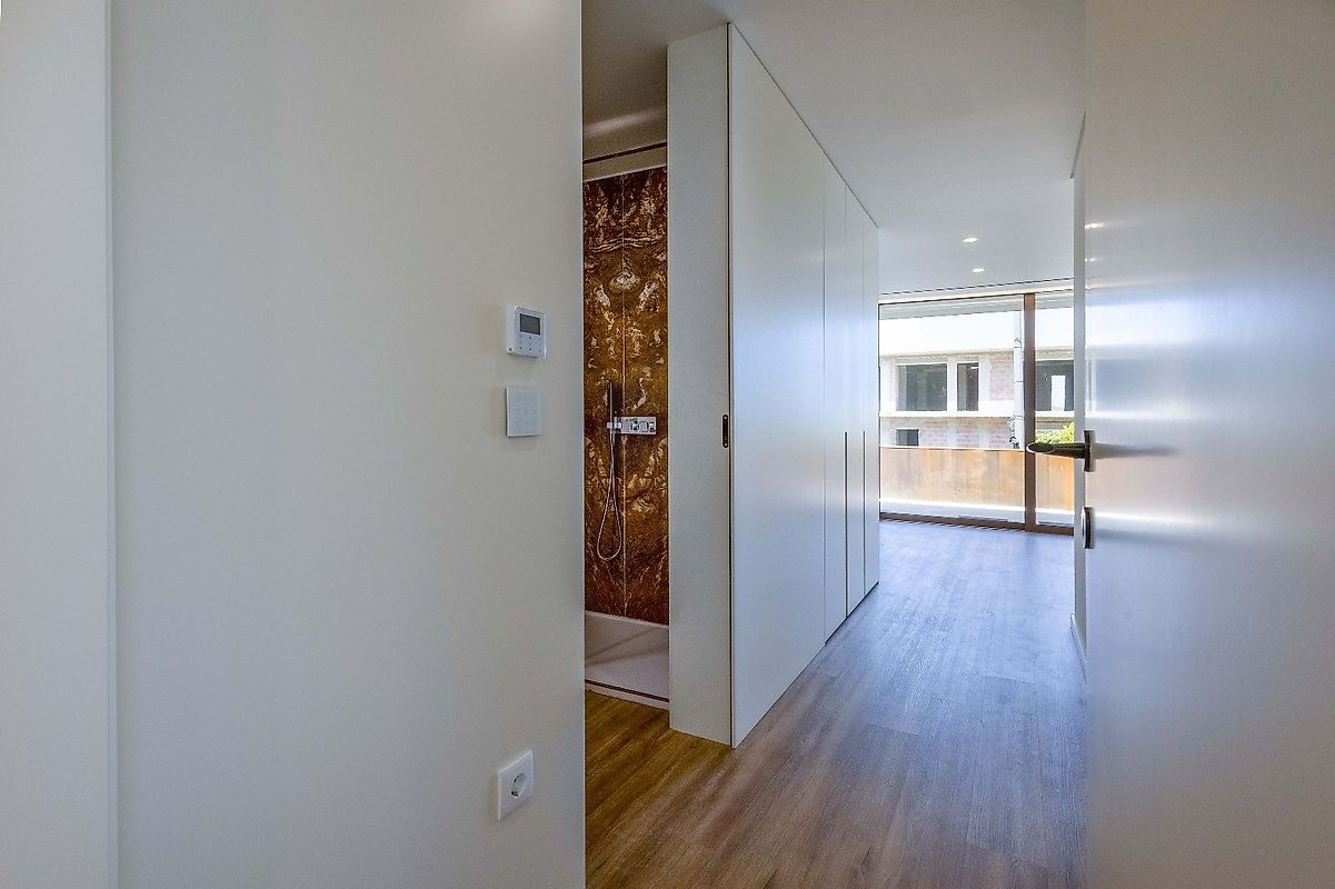 listing 123331056-981 picture-0