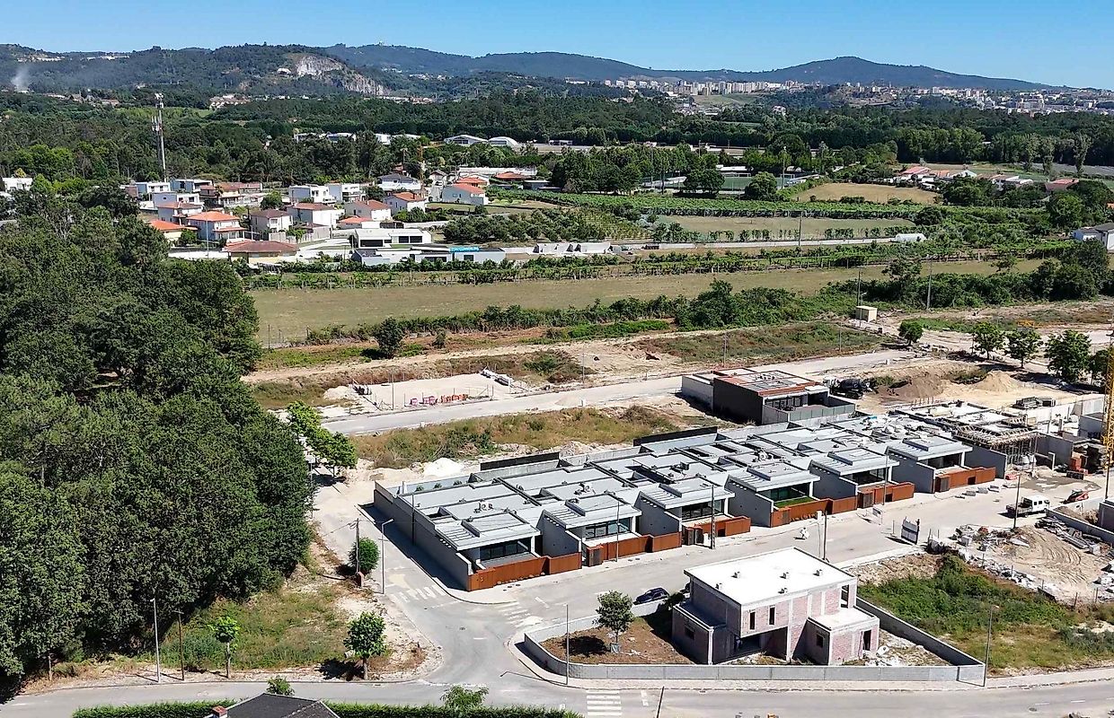 listing 123331056-981 picture-0