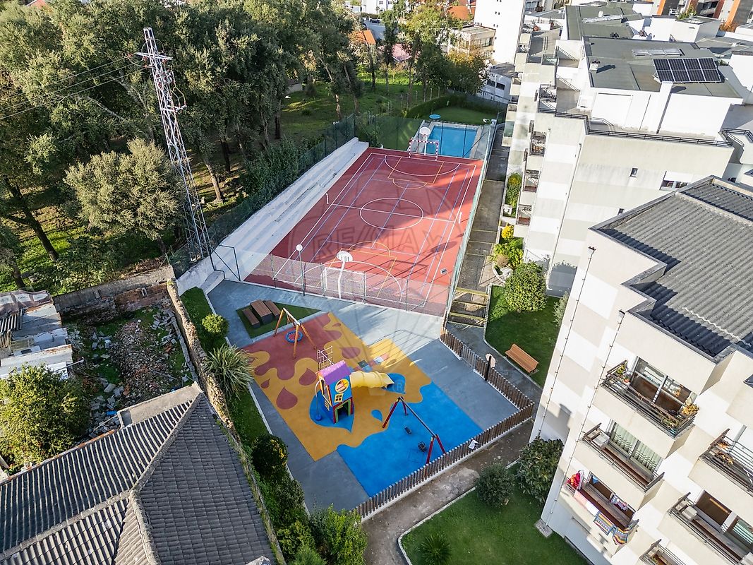 Moradia T5 à venda em Nogueira, Fraião e Lamaçães, Braga — foto 8