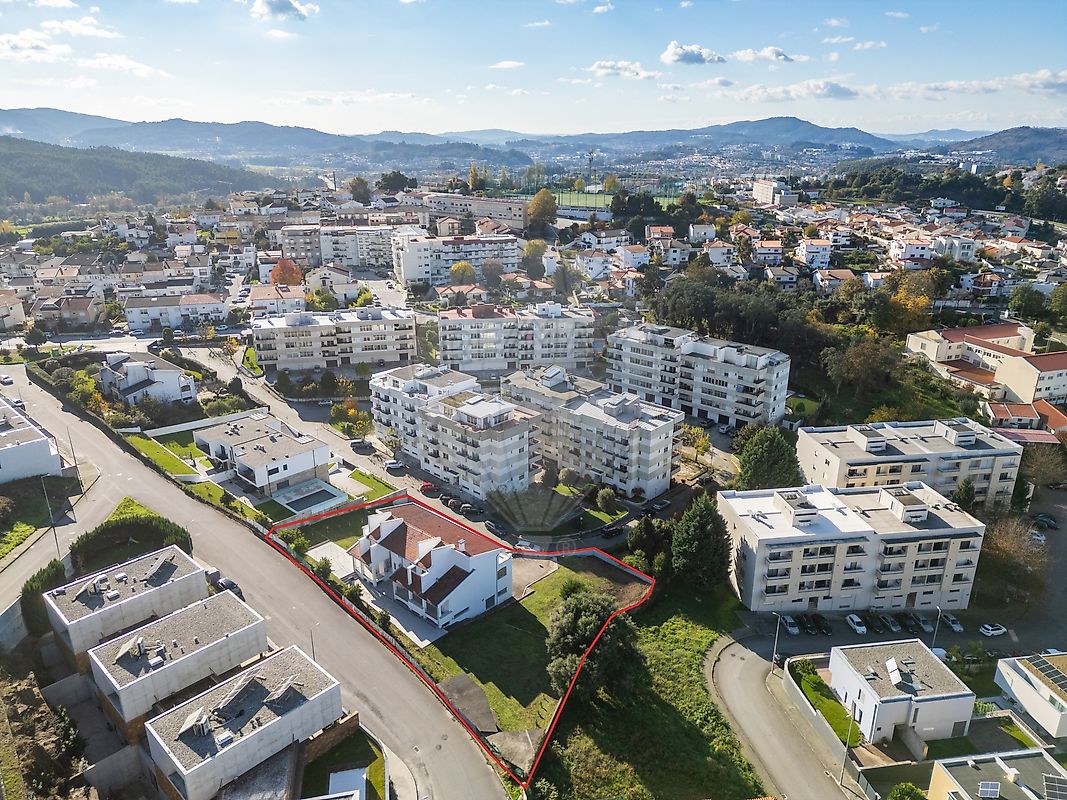 Moradia T5 à venda em Nogueira, Fraião e Lamaçães, Braga — foto 4