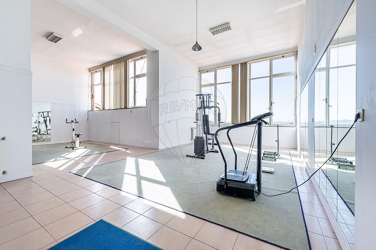 listing 123331056-1042 picture-0