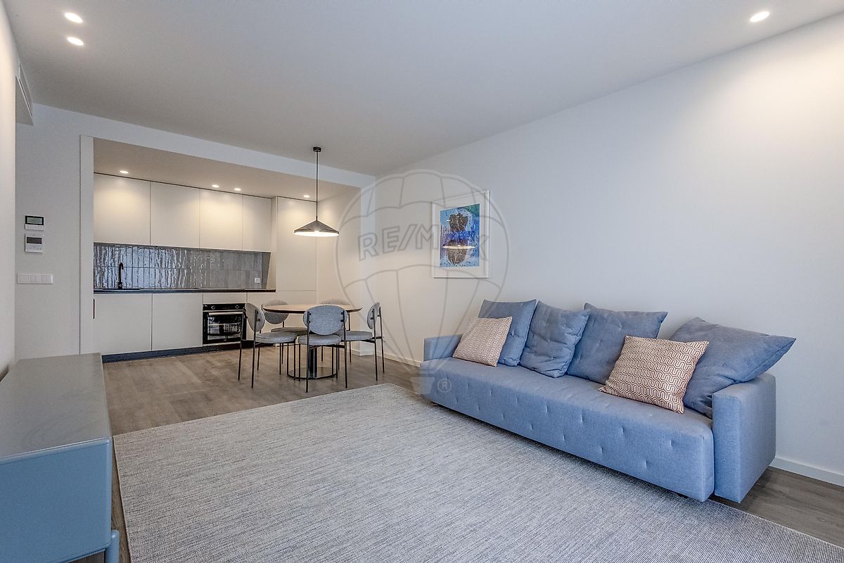listing 123331056-1049 picture-0
