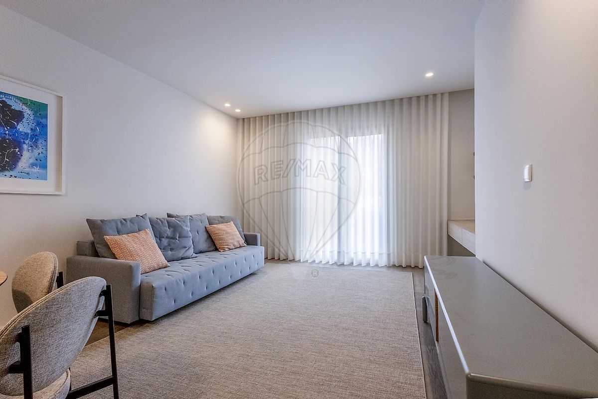 listing 123331056-1049 picture-0