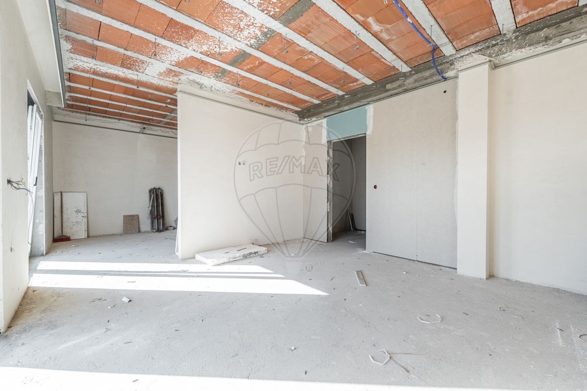 listing 123331024-857 picture-0