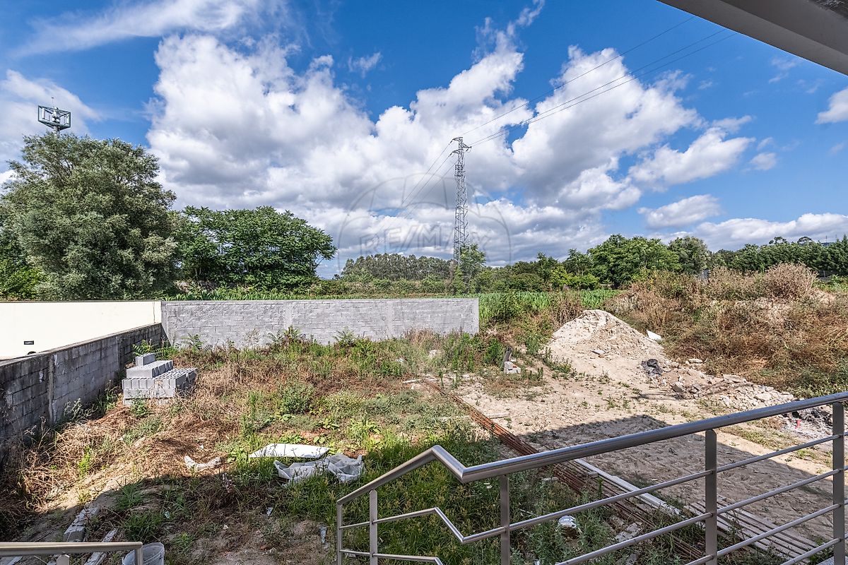 listing 123331024-857 picture-0
