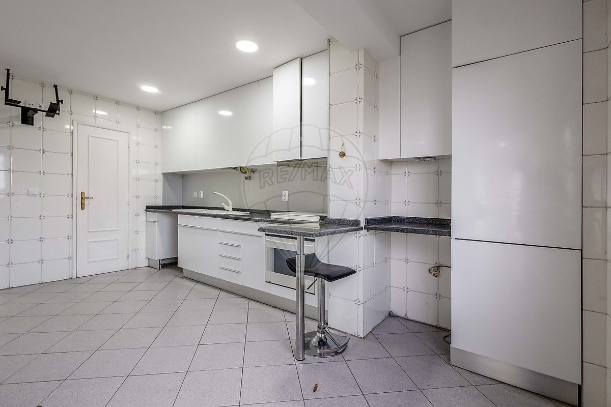listing 123331192-36 picture-0