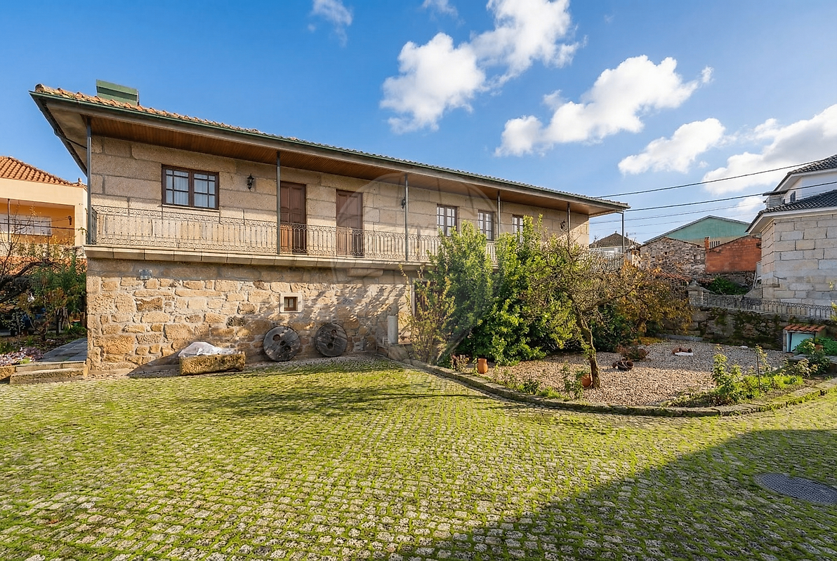 Moradia T5 à venda em Vila Verde da Raia, Chaves — foto 7