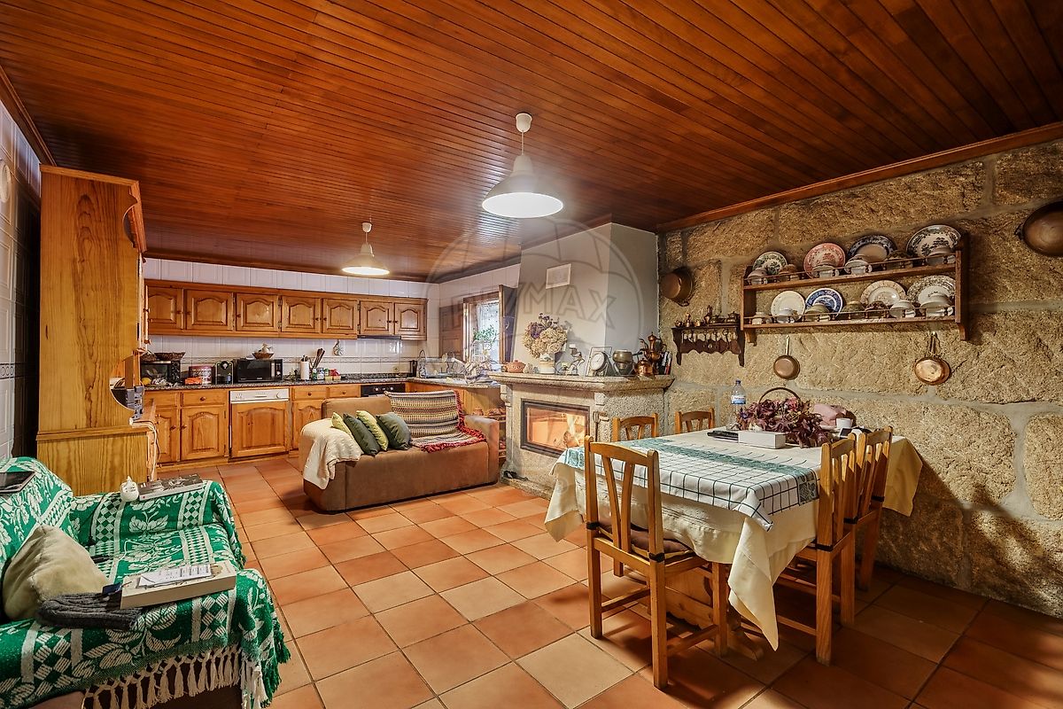 Moradia T5 à venda em Vila Verde da Raia, Chaves — foto 12