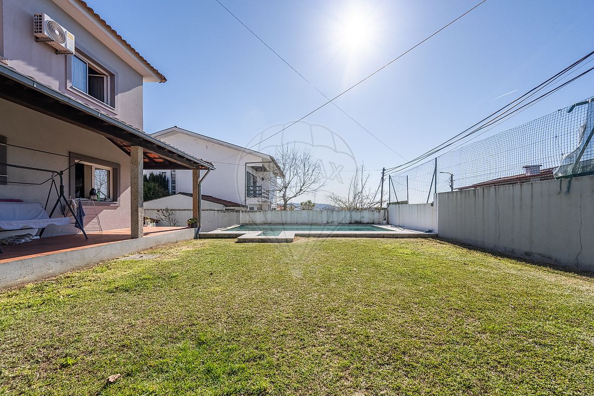 Moradia T4 à venda em Nogueira, Fraião e Lamaçães, Braga — foto 23